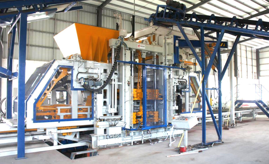 آلات تصنيع الطوب Quangong تترك بصمتها في جنوب الصين - طوب الرصف والطوب الماسي الذي يتم التعامل معه بواسطة آلة واحدة